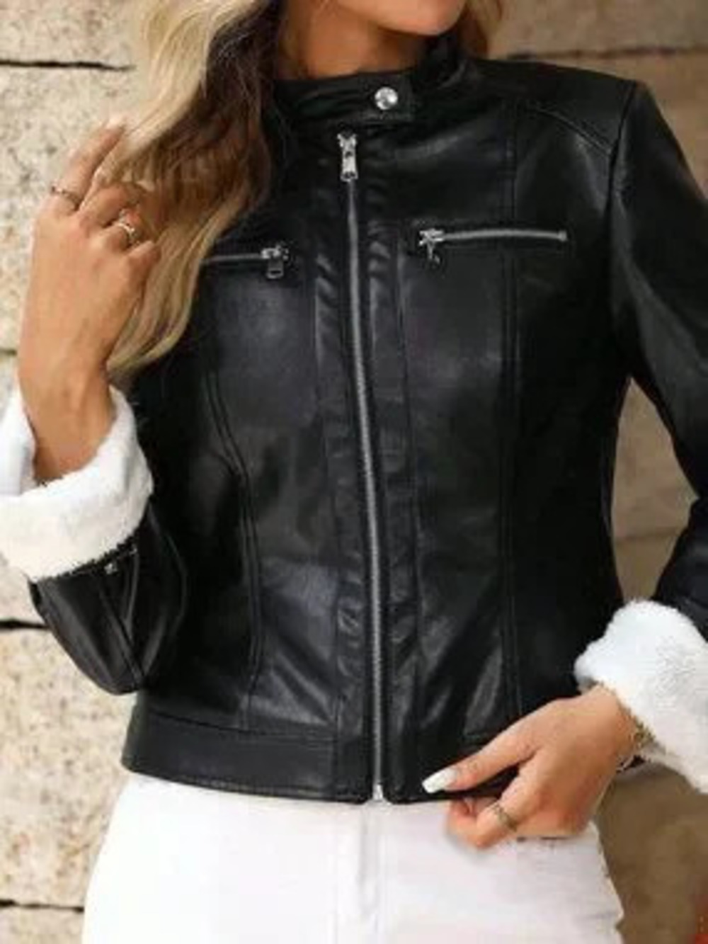 Black Casual Women's Slim Fit Polyurethane Zippered Thermal Lined Jacket